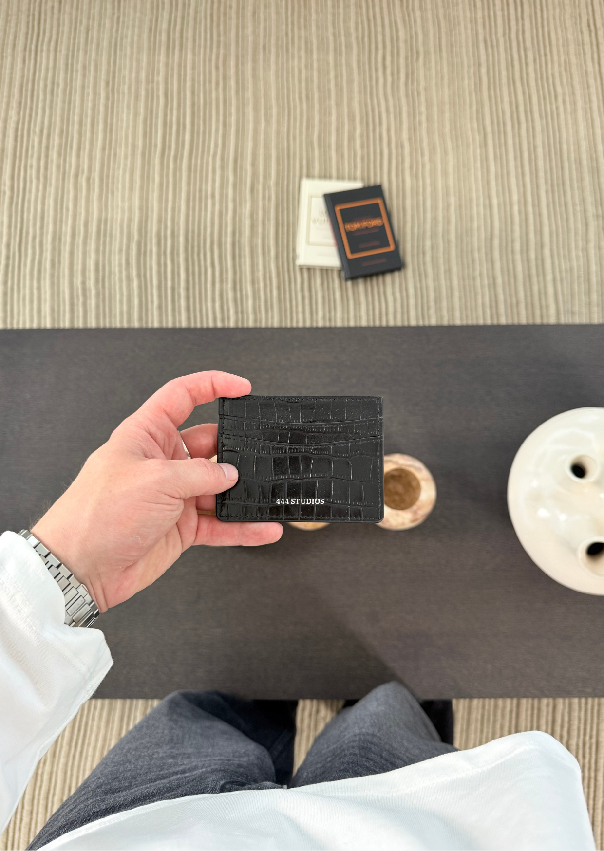 Card_Holder_-_Noir_-_Styling