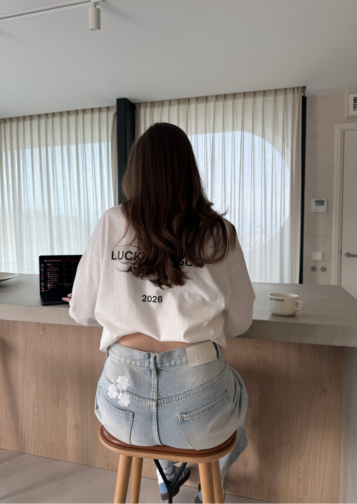 Lucky Longsleeve White